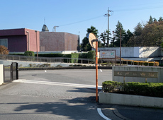松戸市斎場正面入口